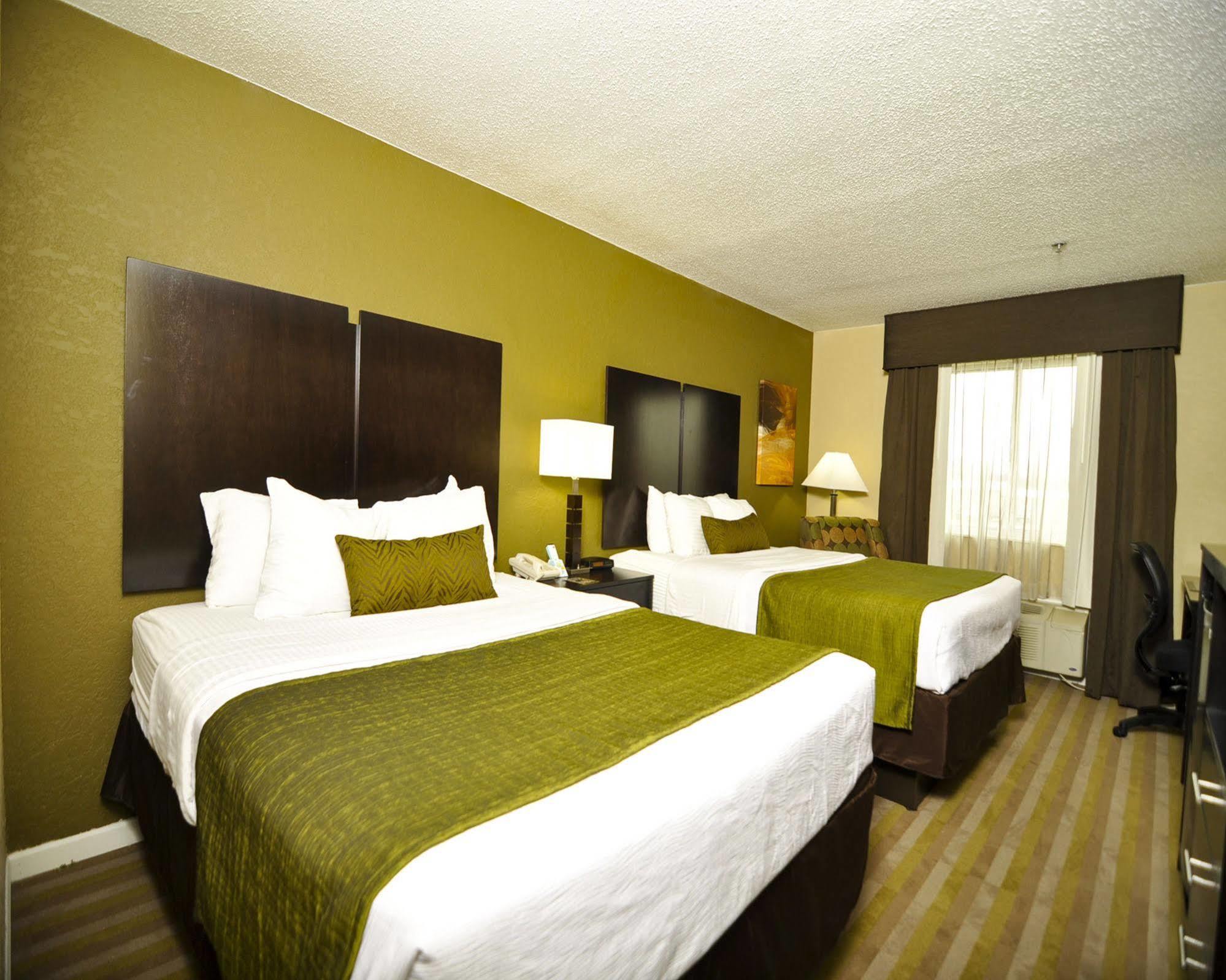 Best Western Norwalk Esterno foto
